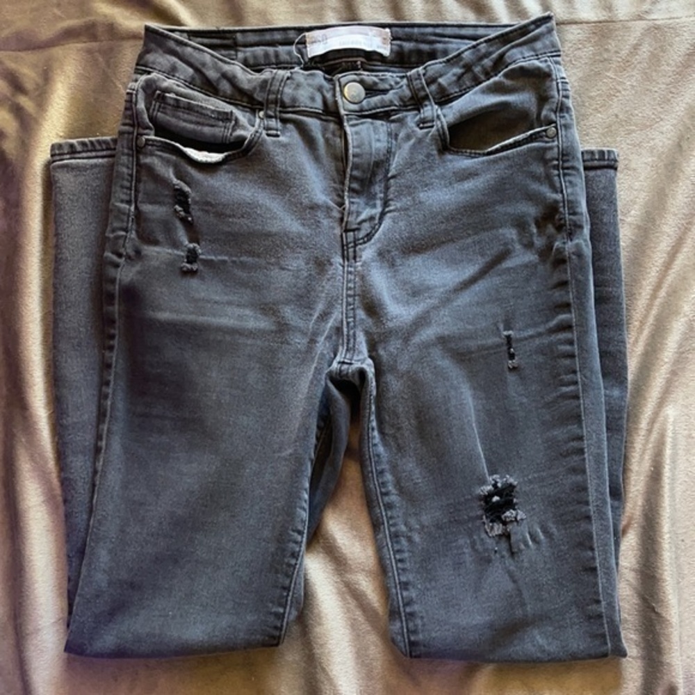 4 for 16$ 2000’s RSQ Distressed Black Skinny Jeans